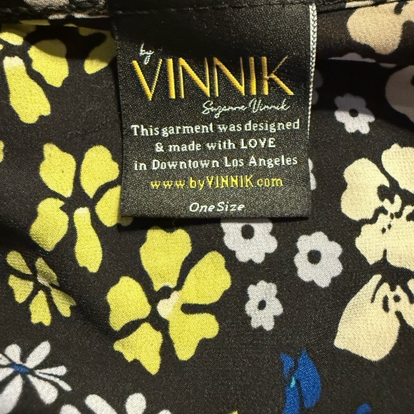 “V is for Vinnik” Floral Dress - Picture 4 of 4